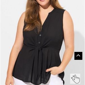 NWT Torrid Peplum Georgette Button front tie front top size 2